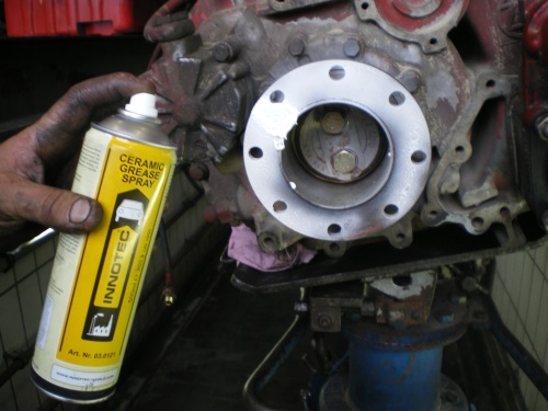 Ceramic Grease Spray