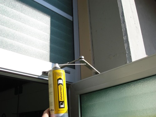 Ceramic Grease Spray